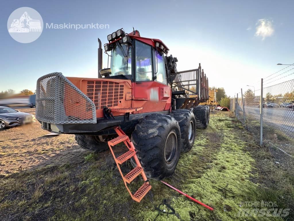 Valmet 890.3 Lesné traktory
