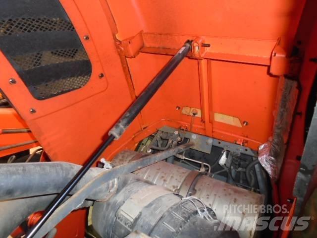 Kubota L 6060 HST Traktory