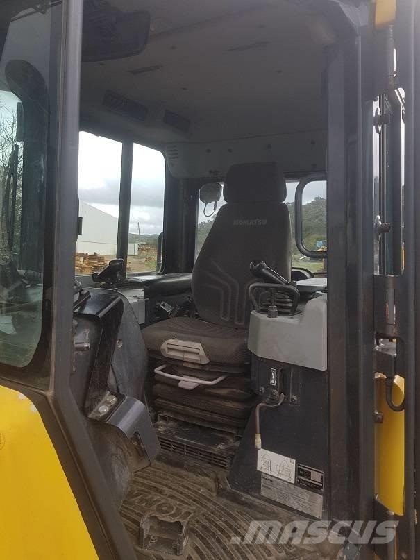 Komatsu D 51 EX-22 Pásové dozéry