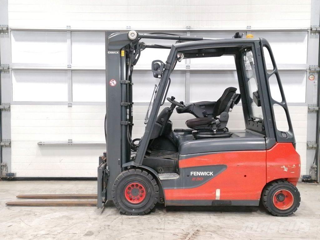 Linde E30L-01 Akumulátorové vozíky