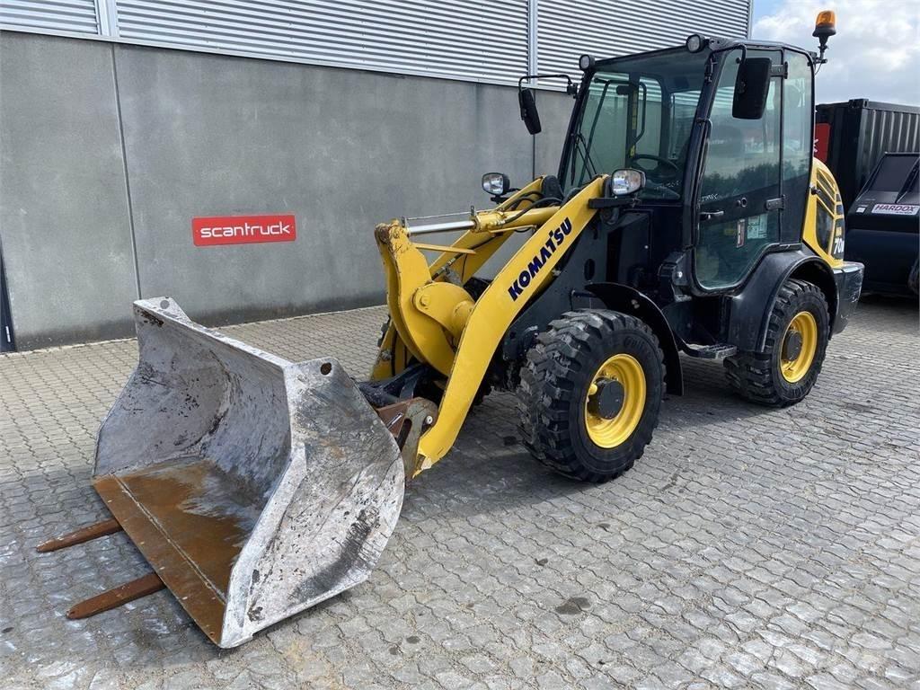 Komatsu WA70M-8EO Viacúčelové nakladače