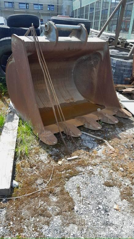 Liebherr R 934 Pásové rýpadlá