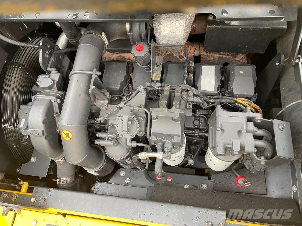 Komatsu PC 400-8 Pásové rýpadlá