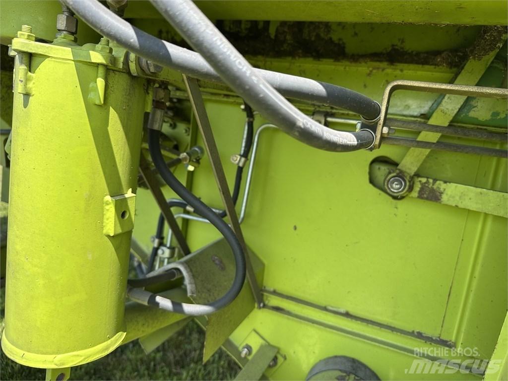 CLAAS Mega 208 Kombinované zberacie stroje