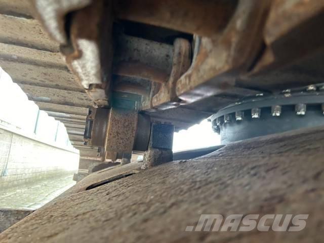 Hitachi ZX 250 LC-6 Pásové rýpadlá