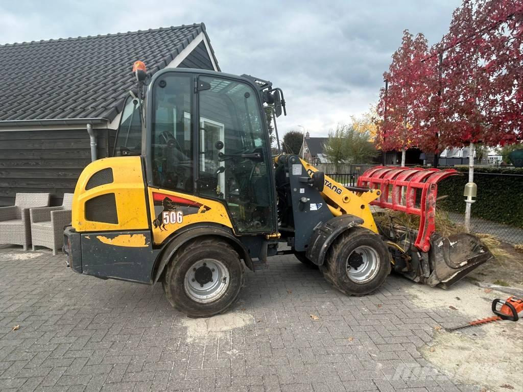 Mustang AL 506 Cab Viacúčelové nakladače