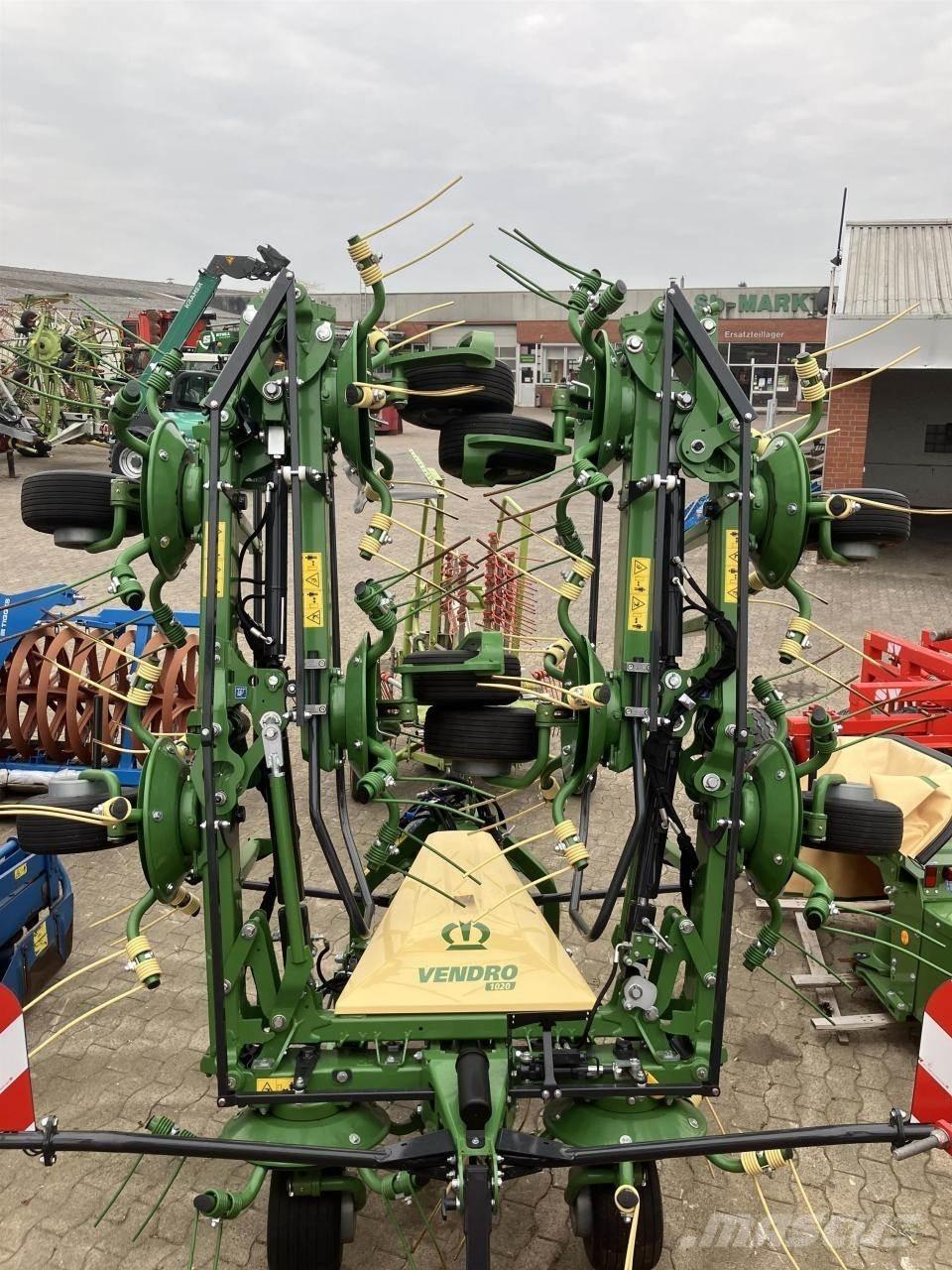 Krone Vendro 1020 Obracače a zhrabovače sena