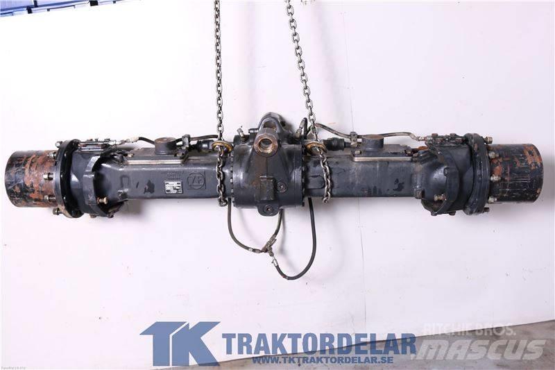 CAT M 316 D Framvagn Nápravy