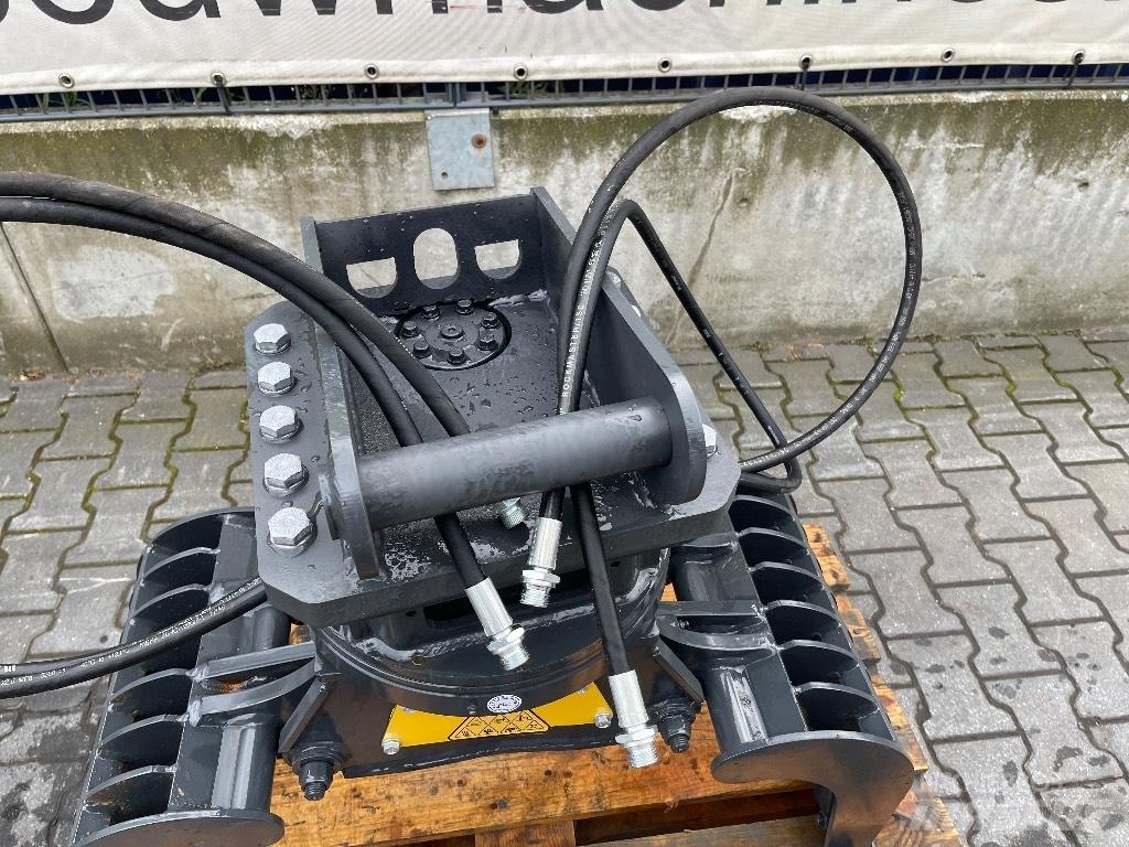Mustang GRP 150 Drapáky