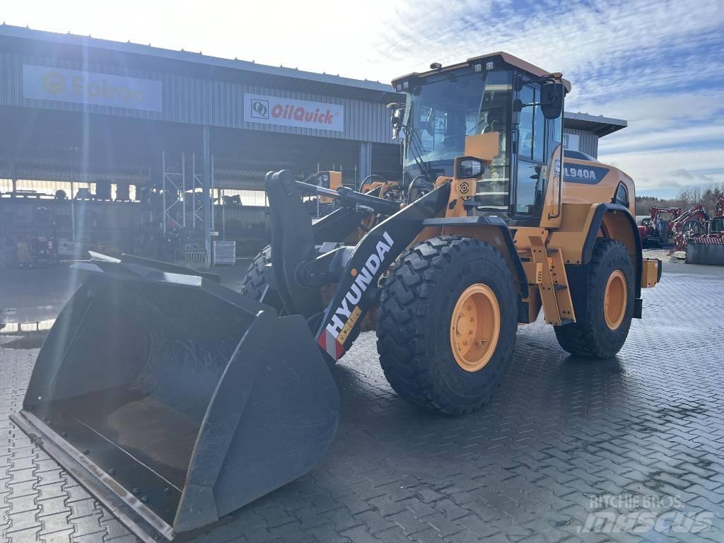 Hyundai HL940A Kolesové nakladače