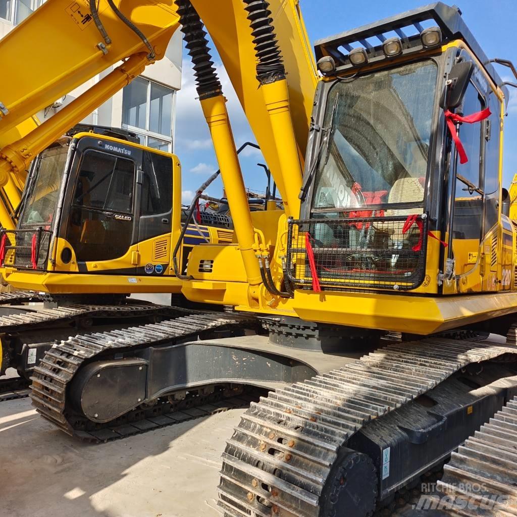 Komatsu PC 200-8 Pásové rýpadlá