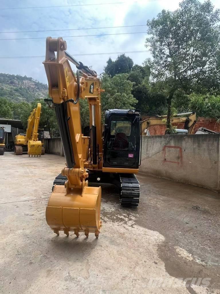 CAT 307 D Pásové rýpadlá