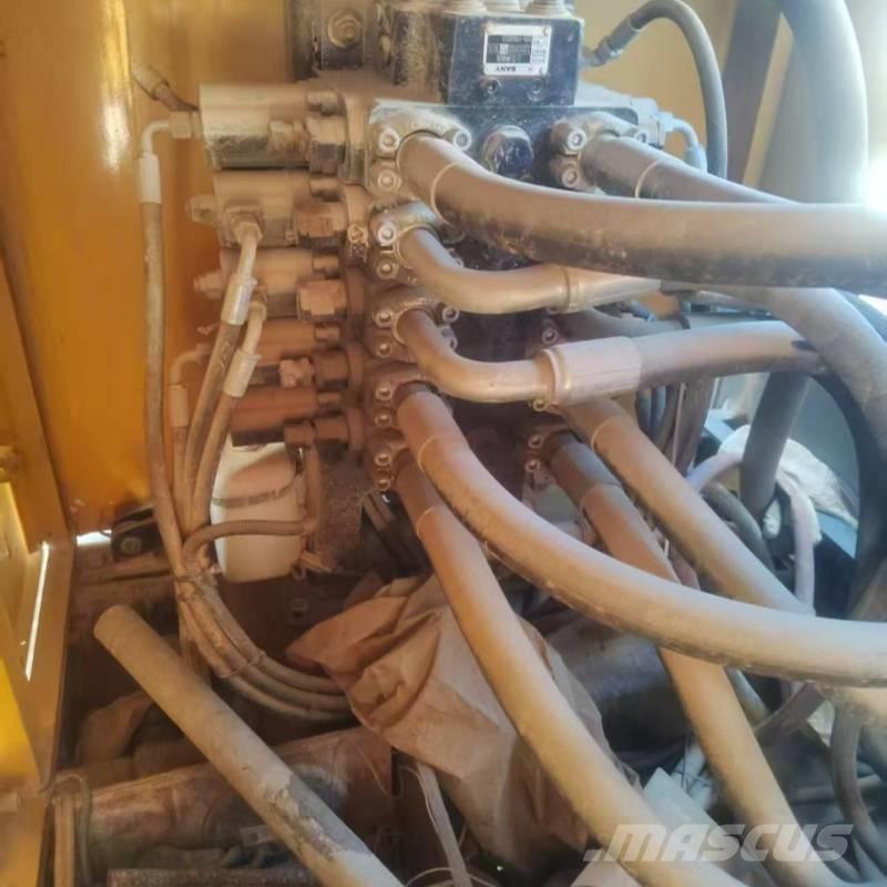 Sany SCC 550 E Pásové žeriavy