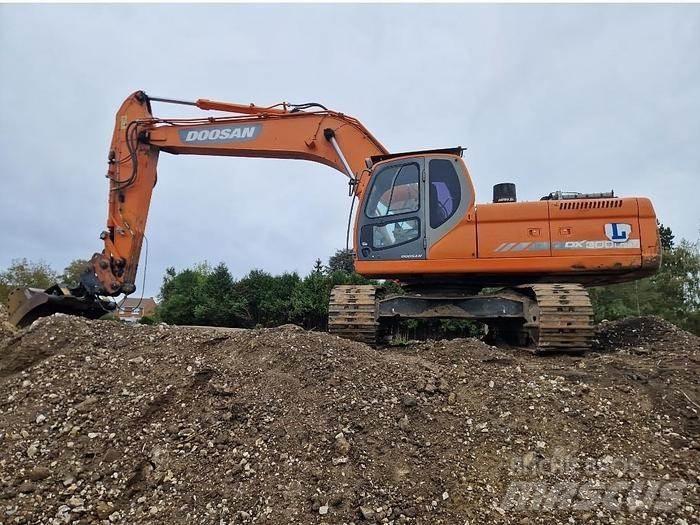 Doosan DX300LCA Špeciálne bagre