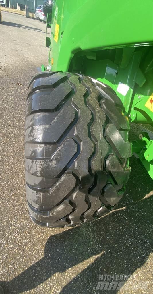John Deere V461M Lisy na okrúhle balíky
