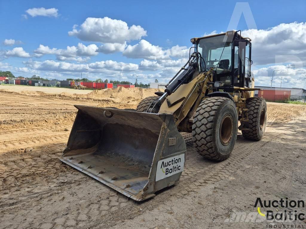 CAT 930 H Kolesové nakladače