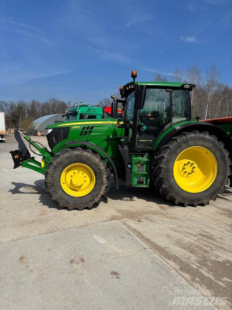 John Deere 6155 R Traktory