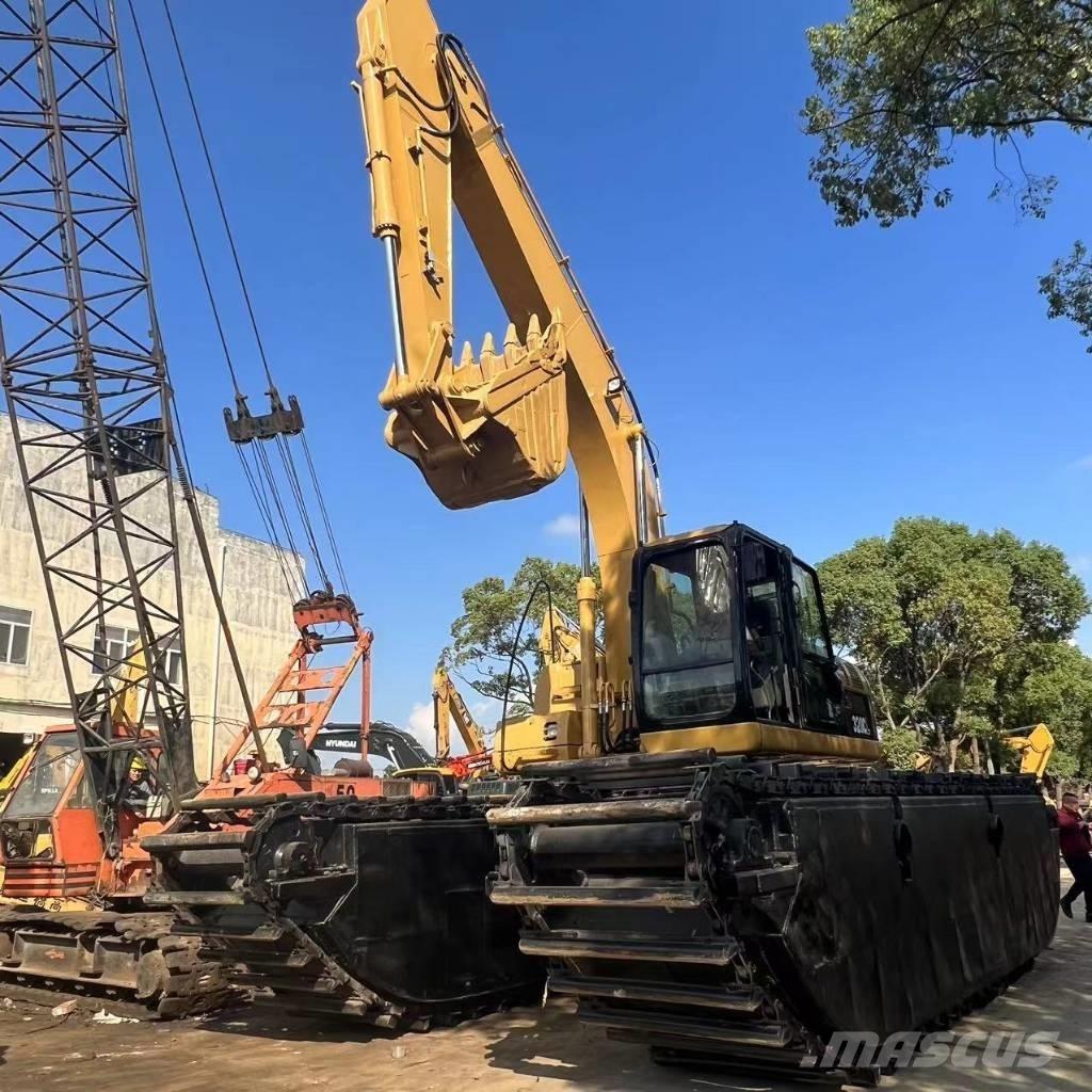 CAT 320 C Obojživelná rýpadlá