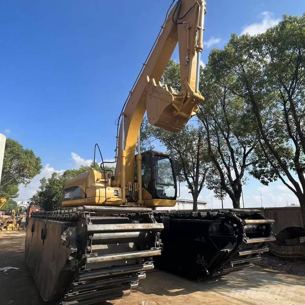 CAT 320 C Obojživelná rýpadlá
