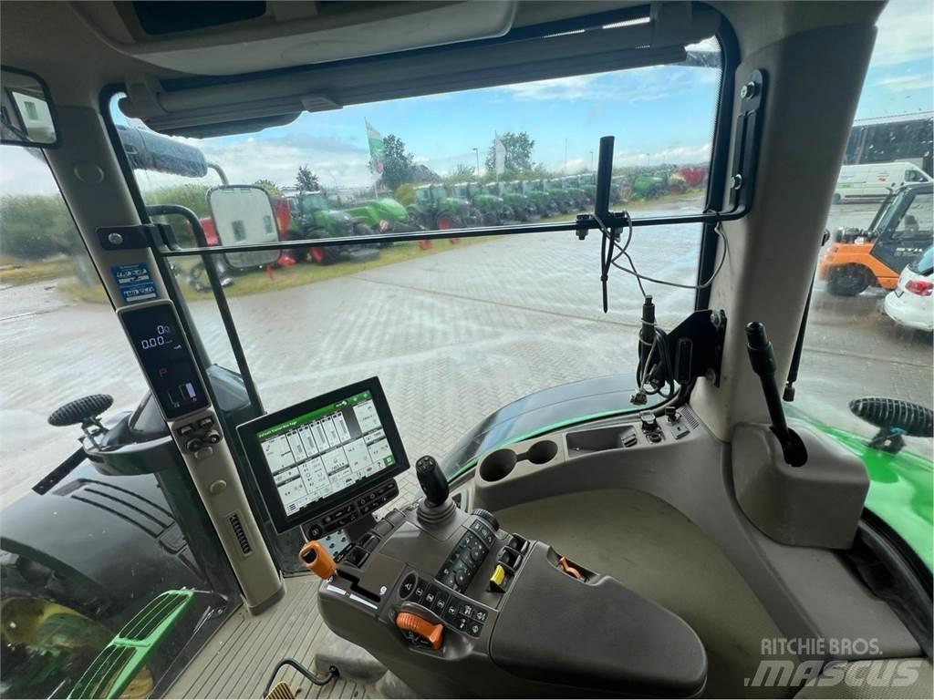 John Deere 7290R Traktory