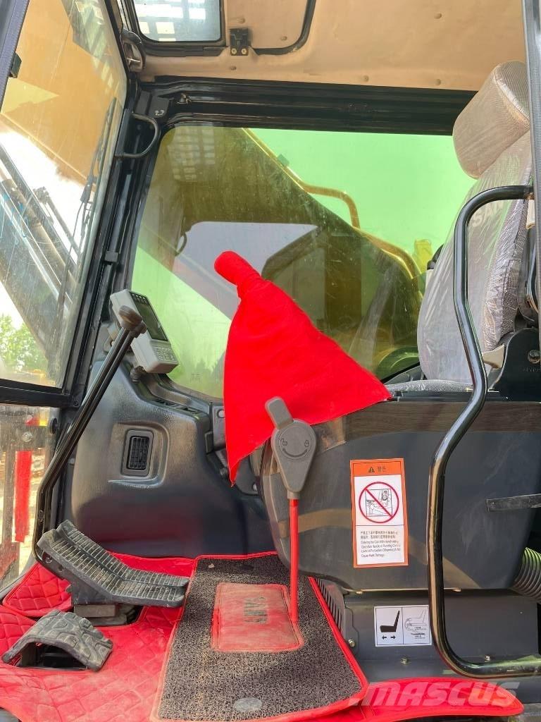 Sany 365 Pásové rýpadlá