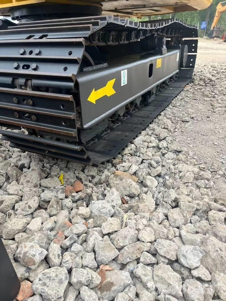 Komatsu PC70-8 Midi rýpadlá 7 t - 12 t