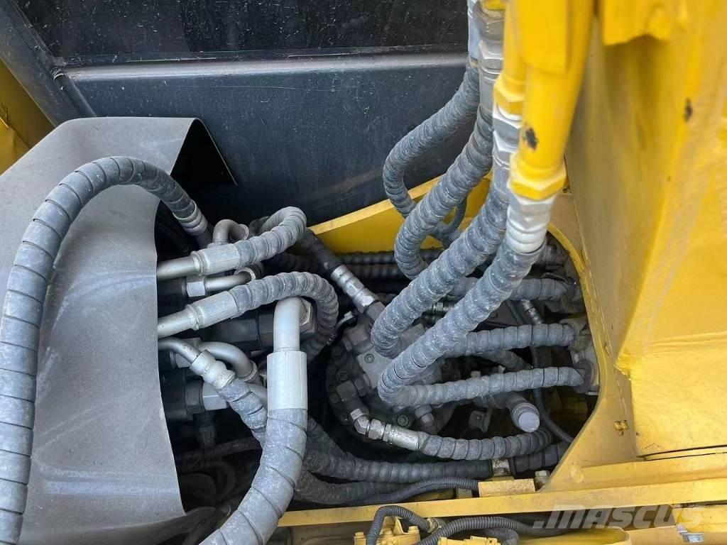 Komatsu PC70-8 Midi rýpadlá 7 t - 12 t