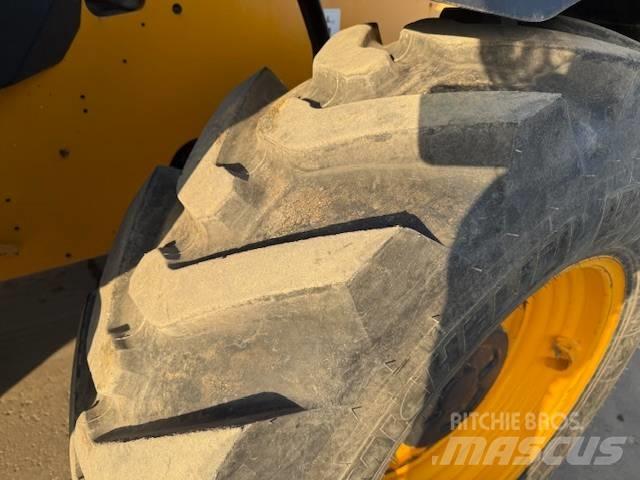JCB 540-180 Teleskopické manipulátory