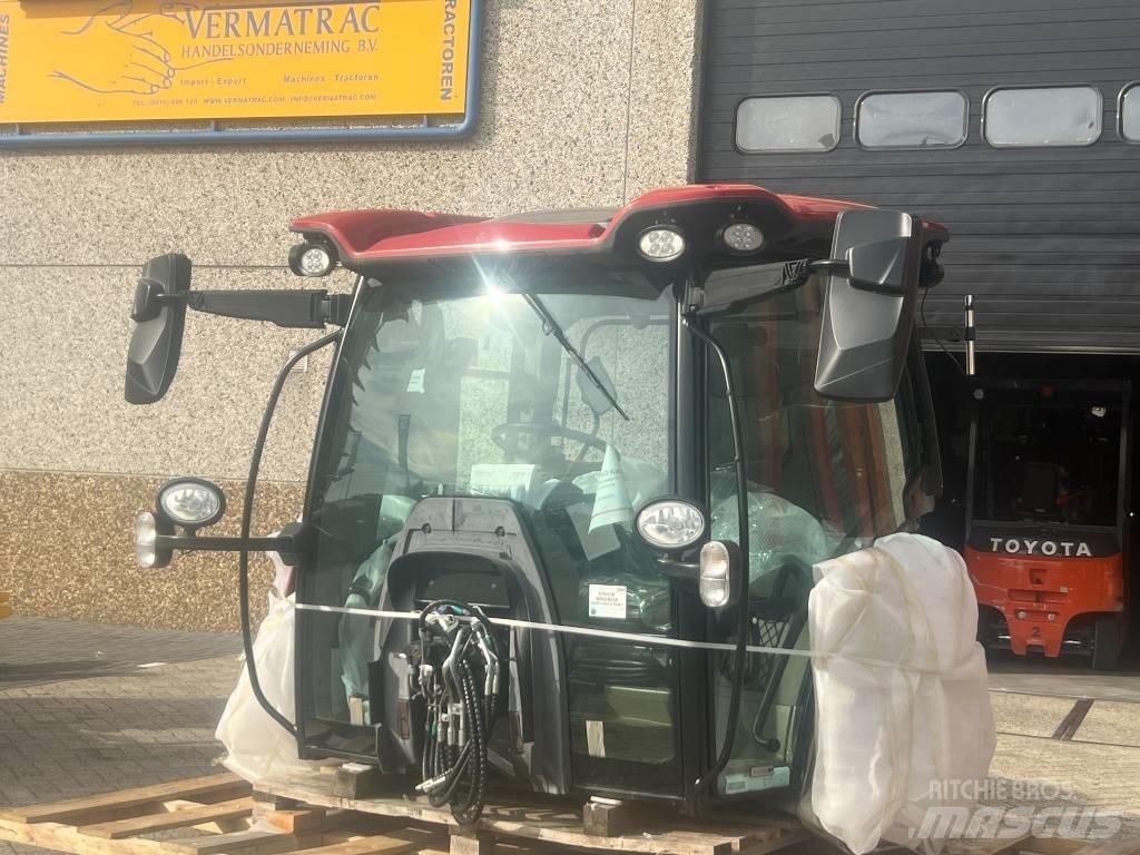 CASE MAXXUM / PUMA Kabíny a interiér