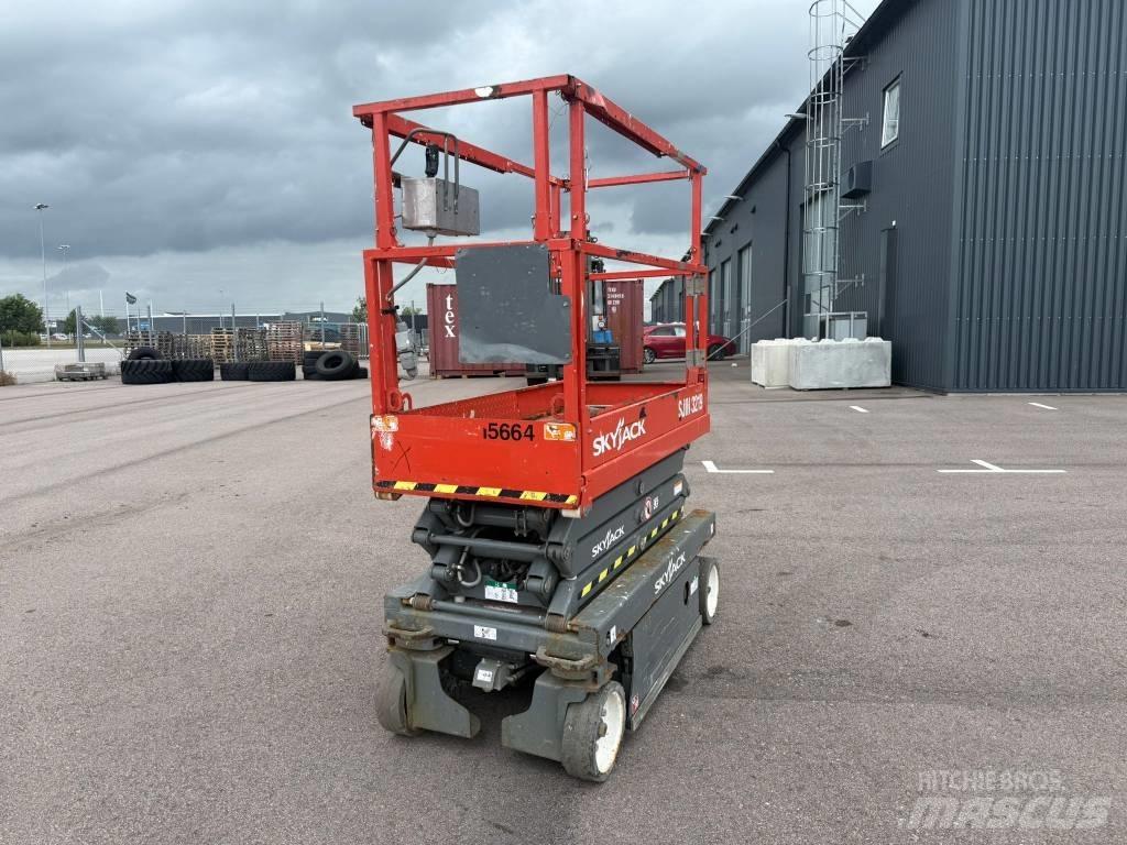 SkyJack SJ 3219 Nožnicové zdvíhacie plošiny