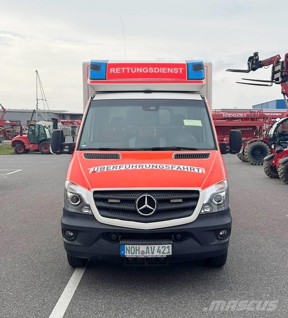 Mercedes-Benz 1032 Sanitky