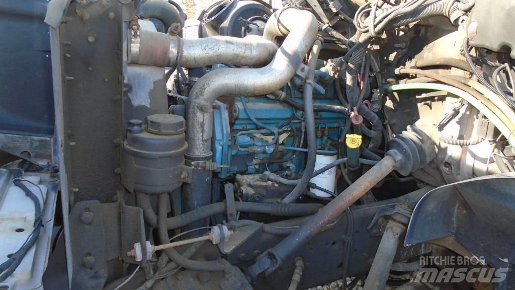 International 4700 Autoplošiny