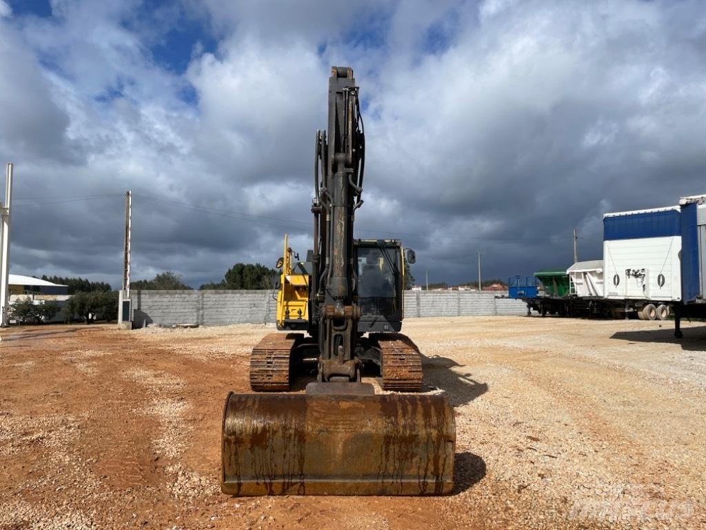 Volvo EC 220 E Pásové rýpadlá