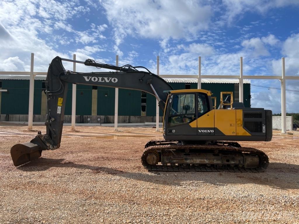 Volvo EC 220 E Pásové rýpadlá