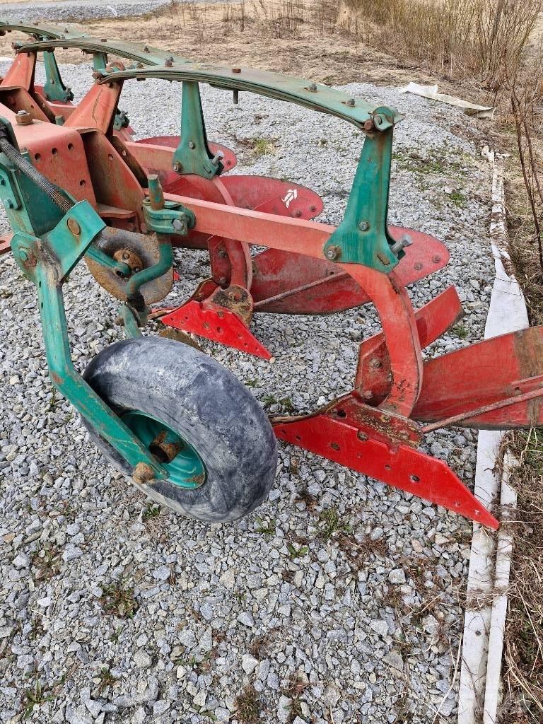 Kverneland ab85-4 Konvenčné pluhy
