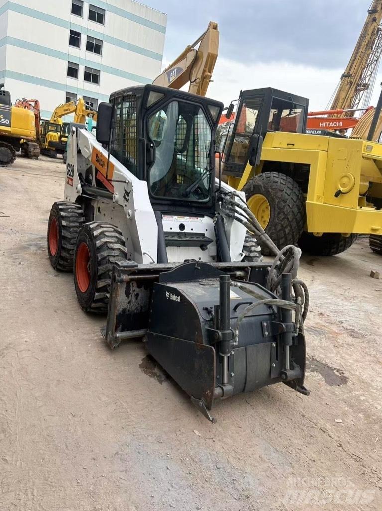 Bobcat S 220 Šmykom riadené nakladače