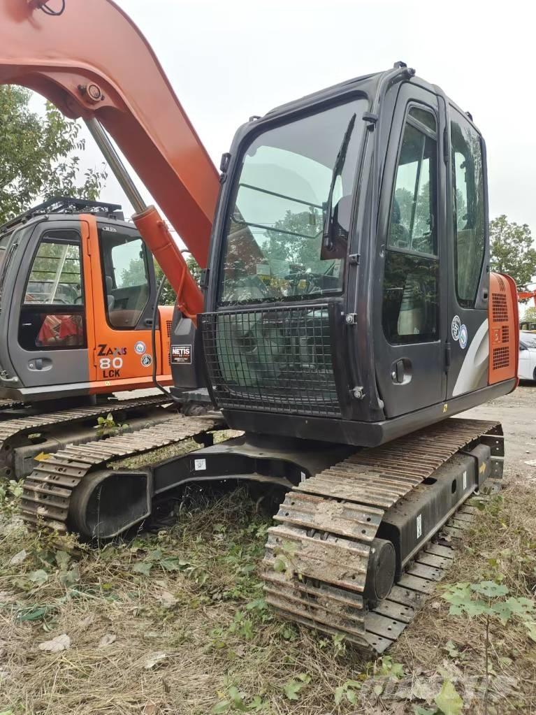 Hitachi ZX 70 Midi rýpadlá 7 t - 12 t
