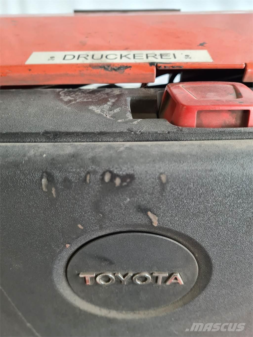 Toyota LWE 250 Nízkozdvižný vozík