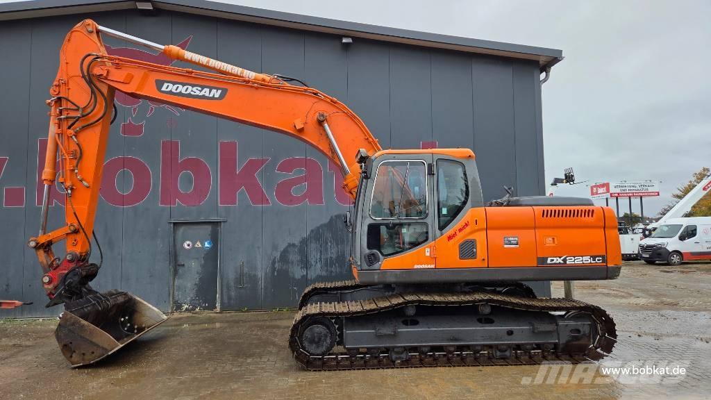 Doosan DX 225 LC Pásové rýpadlá