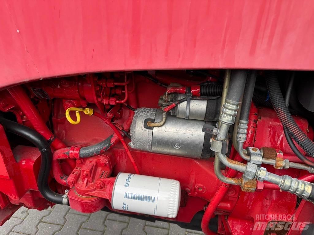 McCormick MC100 Traktory