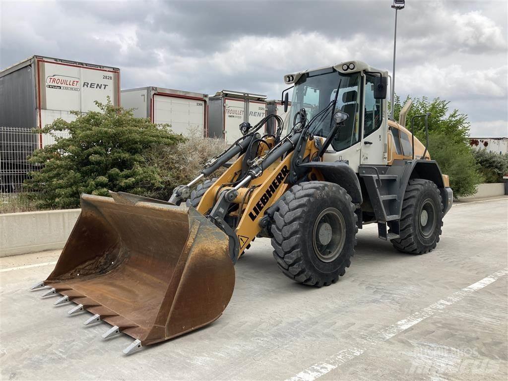 Liebherr L 526 Kolesové nakladače