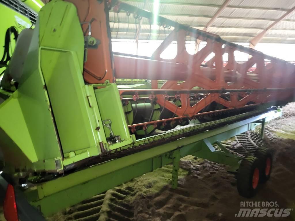 CLAAS S600 Kombajnove hlavice