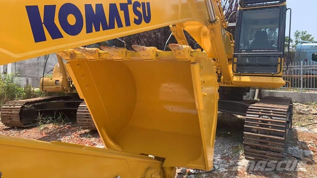 Komatsu PC 450-8 Pásové rýpadlá