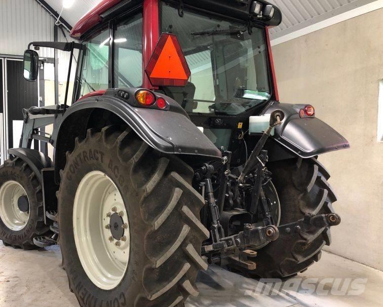 Valtra N 92 H Traktory
