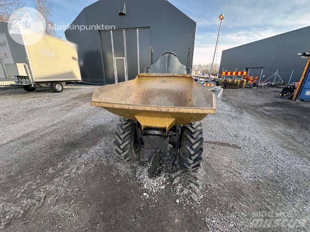 Neuson 1001 Stavebné sklápače