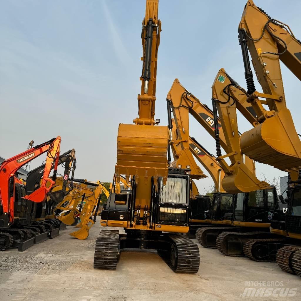 CAT 320D2 Midi rýpadlá 7 t - 12 t