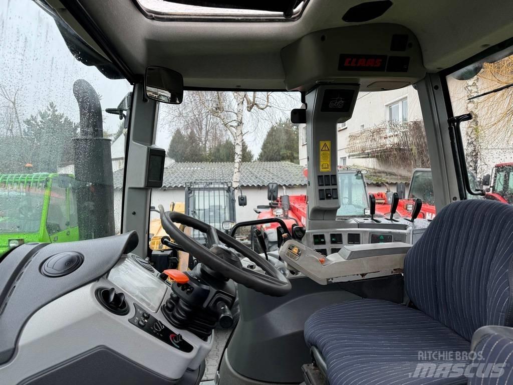 CLAAS ARION 510 CIS Traktory