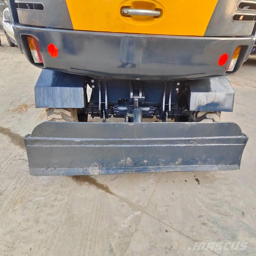 Hyundai R60W Kolesové rýpadlá