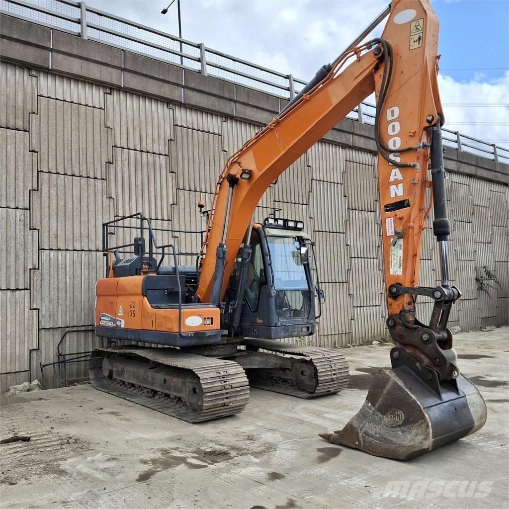 Doosan DX 140 LC Pásové rýpadlá