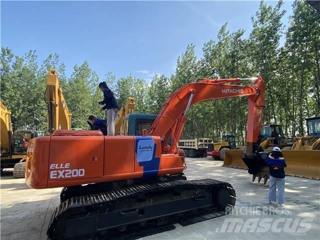 Hitachi EX 200 Pásové rýpadlá
